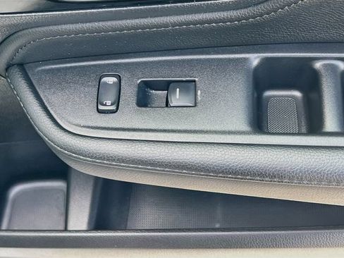 Used 2025 Honda Odyssey Touring image 32