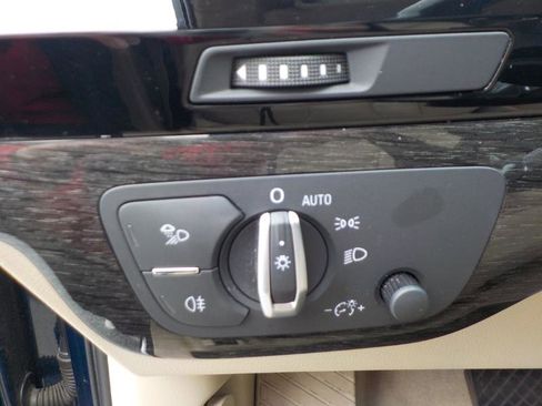 Used 2019 Audi Q7 3.0T Premium Plus w/ Premium Plus Package image 12