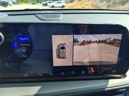 New 2026 Chevrolet Traverse LT w/ Enhanced Driving Package image 27