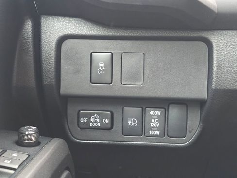 Used 2023 Toyota Tacoma TRD Off-Road w/ Technology Package image 26