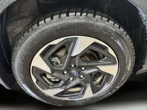 Used 2024 Subaru Crosstrek 2.5i Limited AWD/4WD image 28