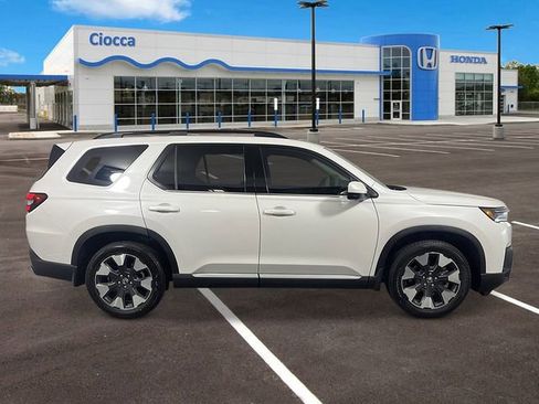 New 2026 Honda Pilot Elite image 6