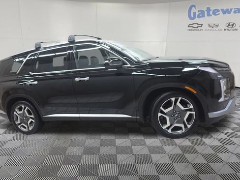 Used 2023 Hyundai Palisade Limited AWD/4WD image 1