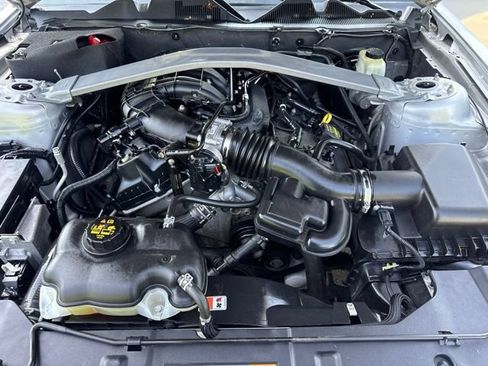 Used 2014 Ford Mustang Convertible RWD image 16
