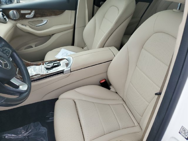 Used 2018 Mercedes-Benz GLC 300 4MATIC image 17