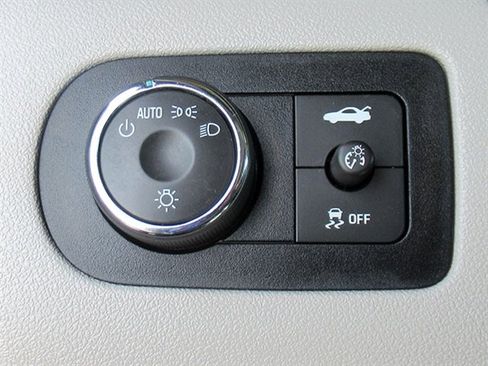 Used 2015 Chevrolet Impala LT w/ LT Sunroof Package image 28