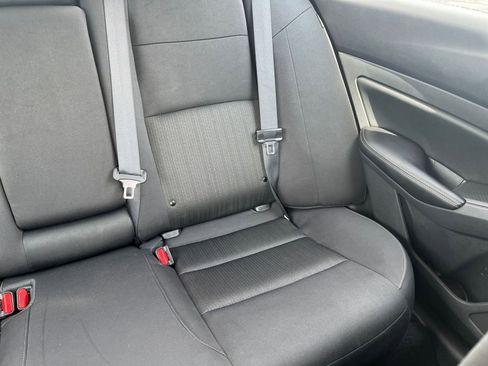 Used 2025 Nissan Altima 2.5 SV image 34