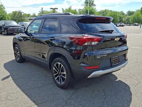 Certified 2024 Chevrolet TrailBlazer LT w/ Convenience Package AWD/4WD image 4