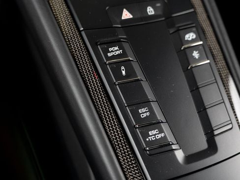 Certified 2019 Porsche 911 GT3 RS RWD image 95