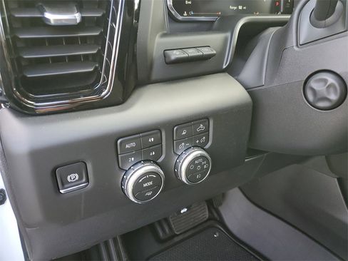 New 2026 GMC Sierra 1500 AT4X image 17