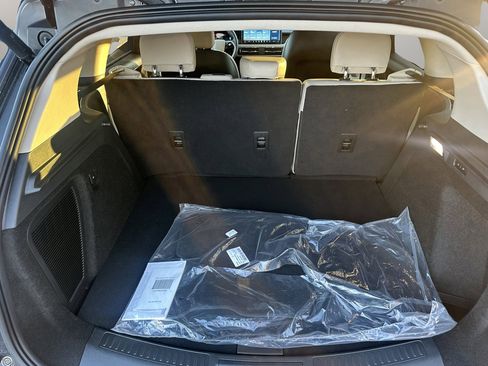 New 2026 Lincoln Corsair Reserve image 7