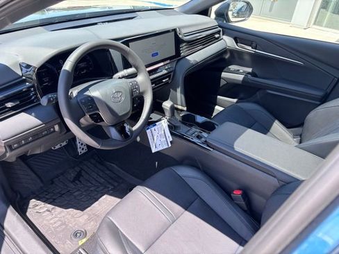 Used 2026 Toyota Camry XSE AWD/4WD image 10
