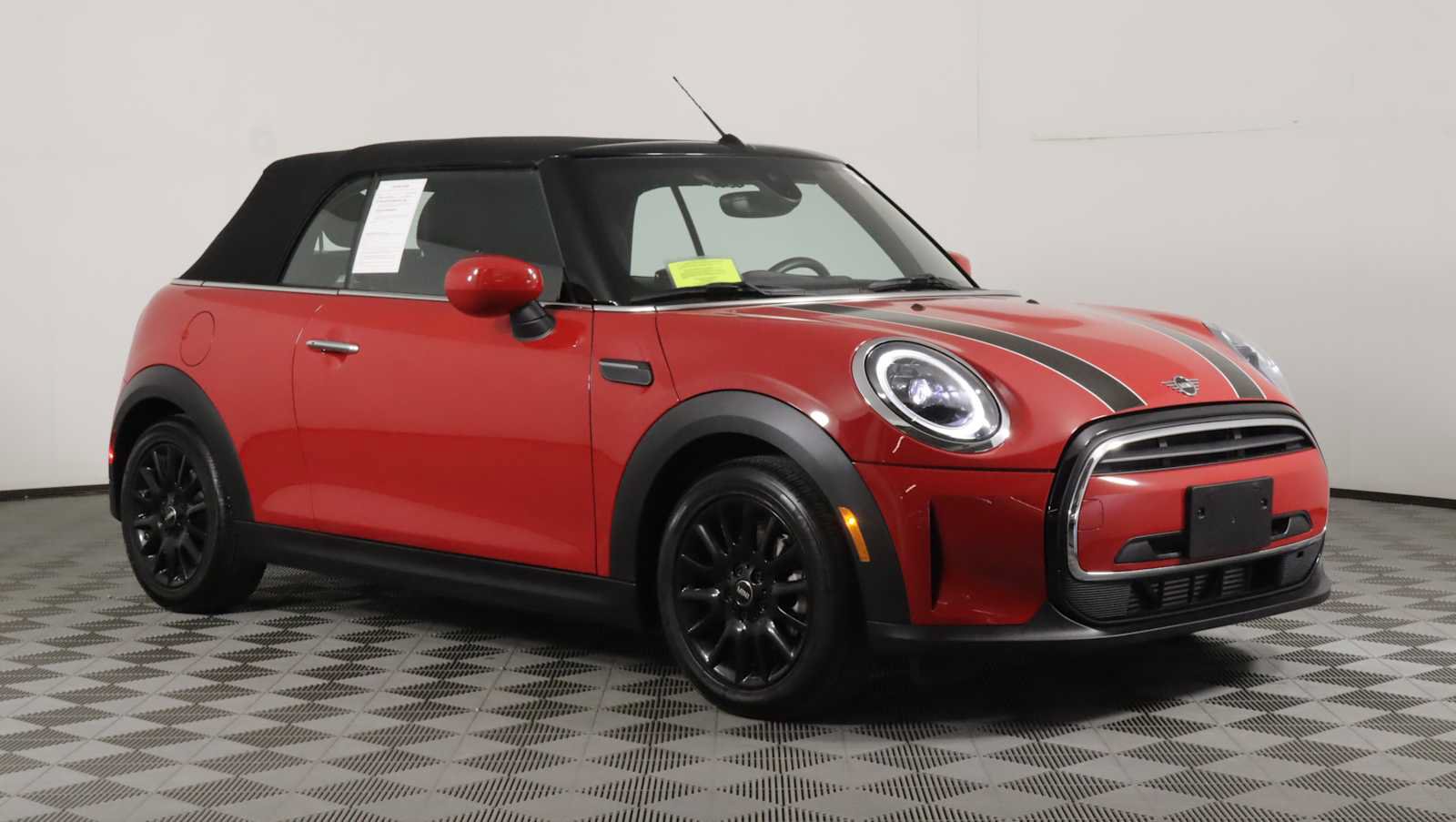 Used 2024 MINI Cooper Convertible FWD image 1