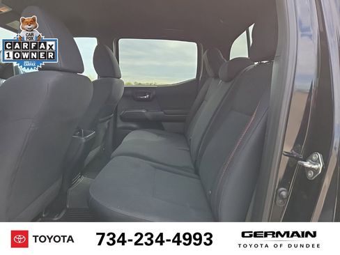 Used 2020 Toyota Tacoma TRD Off-Road AWD/4WD image 20