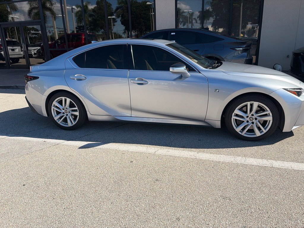 Certified 2021 Lexus IS 300 w/ Comfort Package RWD image 2