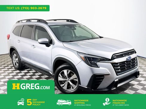 Used 2024 Subaru Ascent Premium AWD/4WD image 1