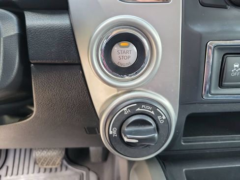 Used 2017 Nissan Titan PRO-4X AWD/4WD image 23