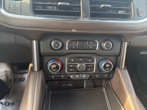 Used 2023 Chevrolet Tahoe LT w/ LT Signature Package image 15