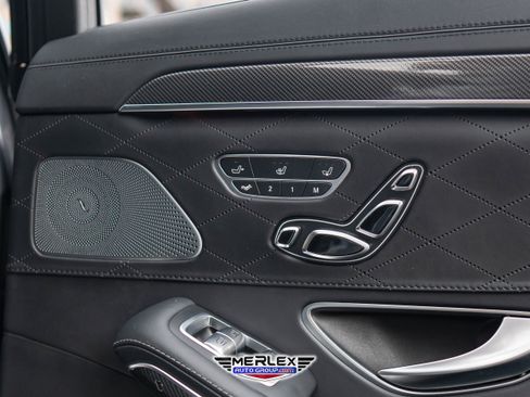 Used 2018 Mercedes-Benz S 560 4MATIC Sedan w/ Premium Package image 51
