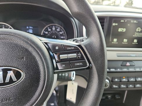 Used 2020 Kia Sportage LX image 21