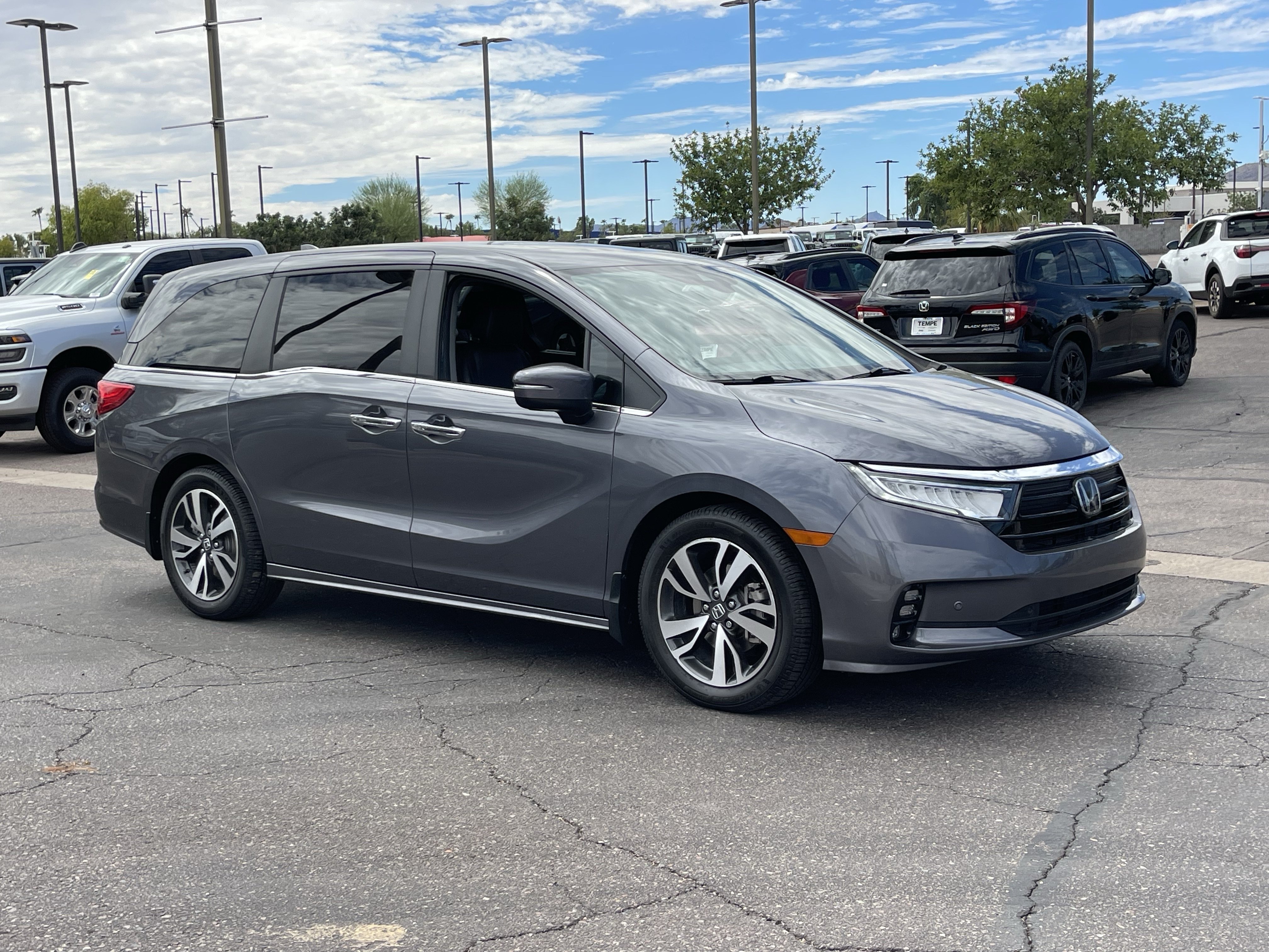 Used 2021 Honda Odyssey Touring image 7