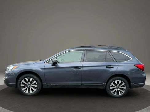 Used 2017 Subaru Outback 2.5i Limited AWD/4WD image 10