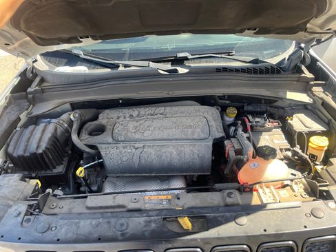 Used 2020 Jeep Renegade Altitude image 21