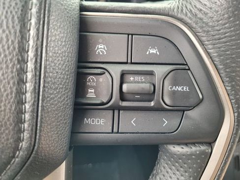 Used 2024 Toyota Tacoma SR5 image 28