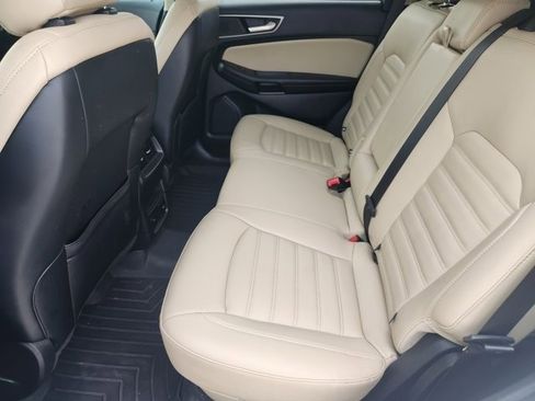 Used 2024 Ford Edge SEL w/ Convenience Package image 30