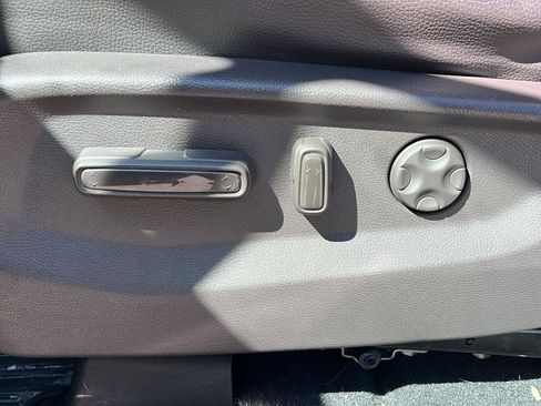 Used 2019 Honda Odyssey EX-L image 3