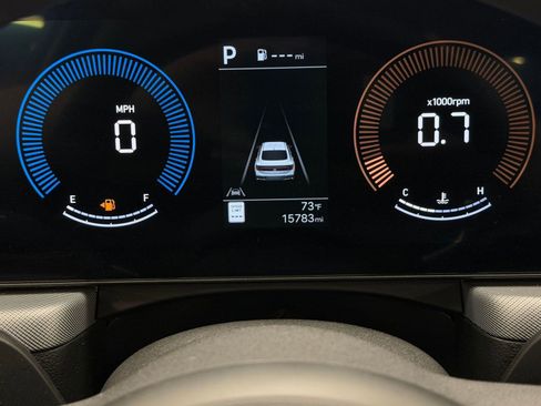 Used 2025 Hyundai Sonata SEL FWD image 14