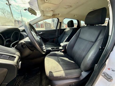 Used 2015 Ford Focus SE image 10