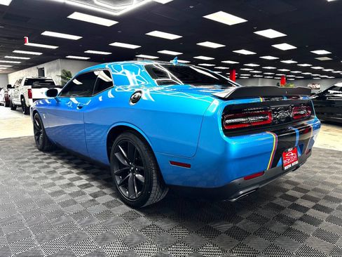 Used 2019 Dodge Challenger R/T Scat Pack image 9