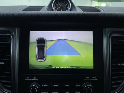 Used 2017 Porsche Macan S image 21