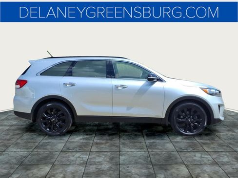 Used 2019 Kia Sorento S AWD/4WD image 2