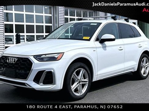 Used 2023 Audi Q5 e Premium Plus w/ Premium Plus Package image 1