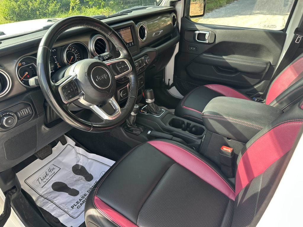 Used 2020 Jeep Wrangler Unlimited Sahara AWD/4WD image 8