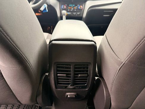 Used 2017 Ford Escape SE AWD/4WD image 28