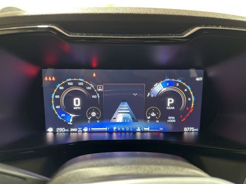 Used 2024 Chevrolet Colorado LT w/ LT Convenience Package image 27