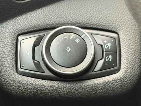 Used 2016 Ford Escape SE w/ Equipment Group 201A image 34