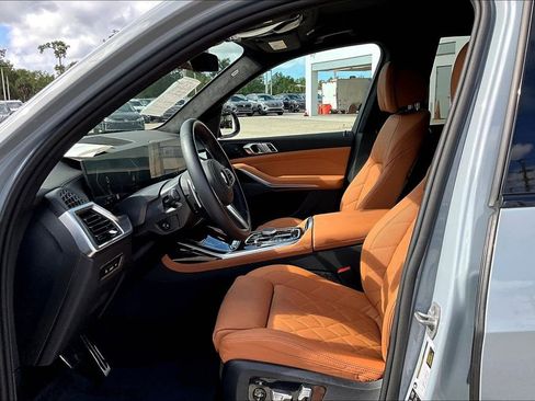 Used 2026 BMW X7 xDrive40i image 21
