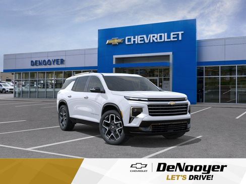 New 2026 Chevrolet Traverse High Country AWD/4WD image 1