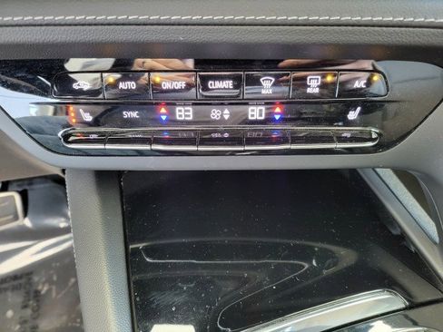 Used 2022 Buick Envision Preferred image 8