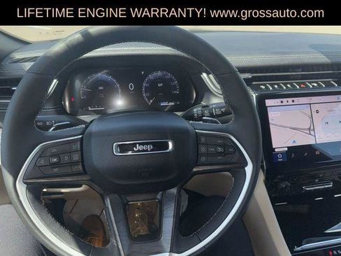 Certified 2024 Jeep Grand Cherokee Limited AWD/4WD image 4