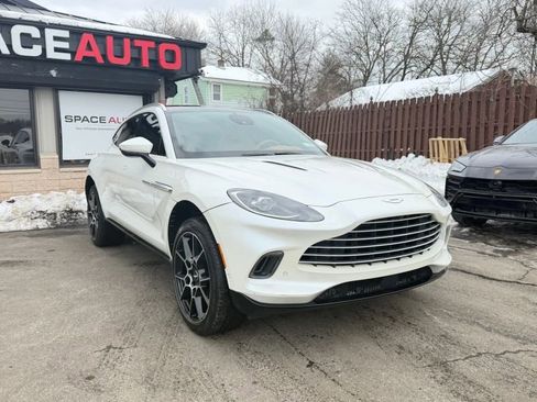 Used 2021 Aston Martin DBX Sport Utility 4D image 3