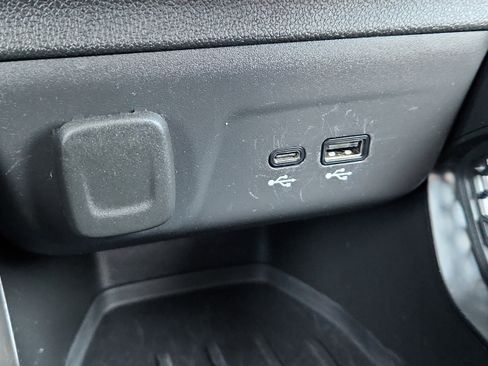 Used 2025 Chevrolet TrailBlazer LT image 22