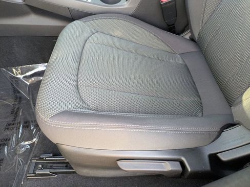 Used 2024 Subaru Crosstrek 2.0i Premium w/ Popular Package #4 image 10