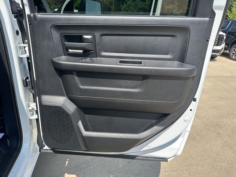 Used 2023 RAM 3500 Tradesman w/ Convenience Group image 25