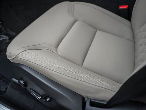 New 2026 Volvo XC90 T8 Plus w/ Protection Package Premier image 31