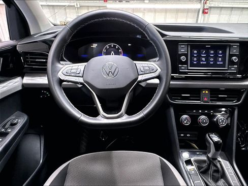 Used 2024 Volkswagen Taos S FWD image 11